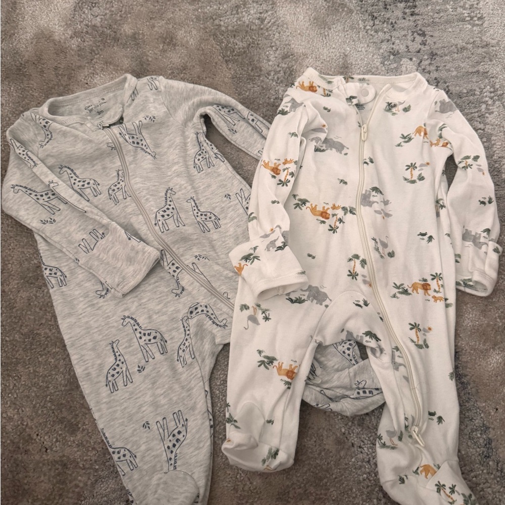 Carter's Gray and Cream Giraffe and Animal Print Footies